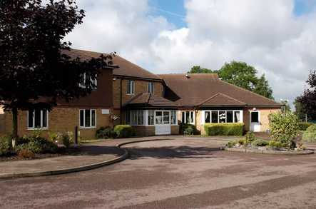 Mayfair Lodge Care Home Potters Bar  - 1