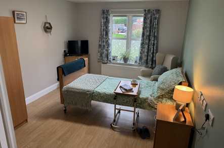 Mayflower Care Home Care Home Gravesend  - 2