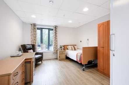 Meadowside Care Home Care Home London  - 1
