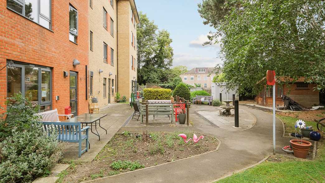 Meadowside Care Home Care Home London buildings-carousel - 83