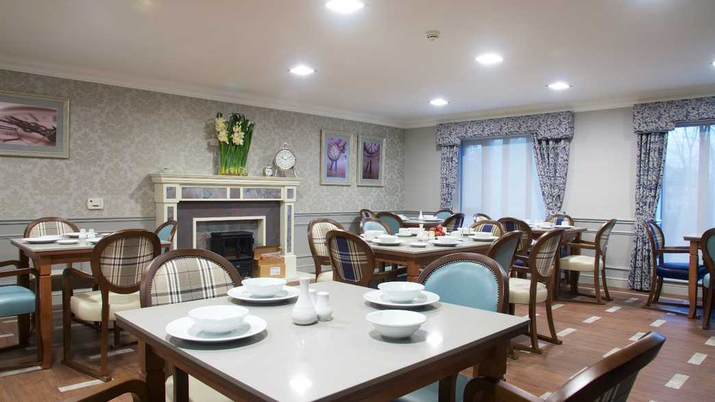 Melton House Care Home Newcastle Upon Tyne meals-carousel - 2