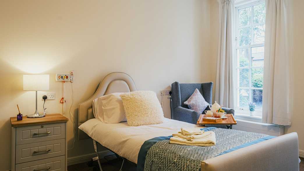 Metchley Manor Care Home Birmingham accommodation-carousel - 5