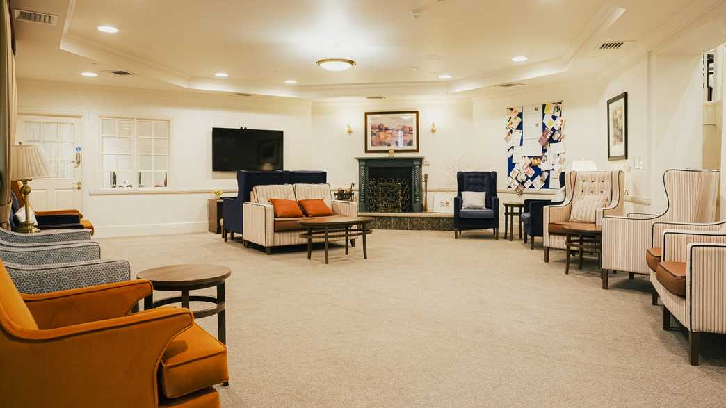 Metchley Manor Care Home Birmingham activities-carousel - 14