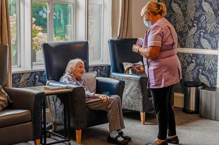 Minchenden Lodge Care Home London  - 1