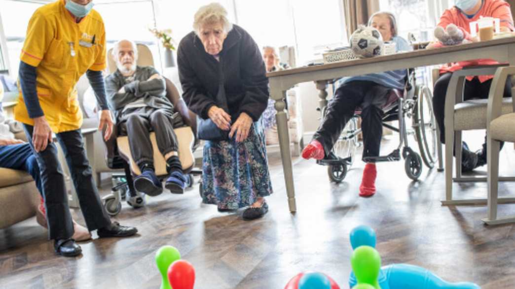 Midfield Lodge Care Home Cambridge activities-carousel - 1