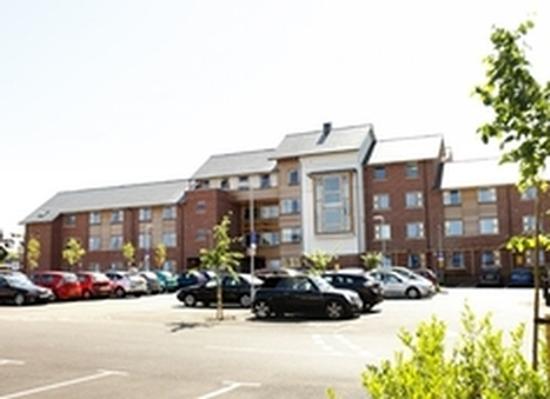 Mill River Lodge | Care Home | Horsham, RH12 1JF