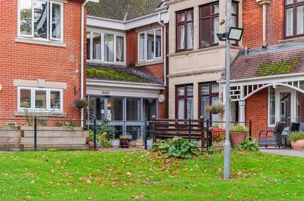 Millway House Care Home Andover  - 3