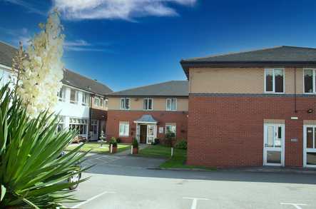 Clifton Manor Residential Home Care Home Nottingham  - 1