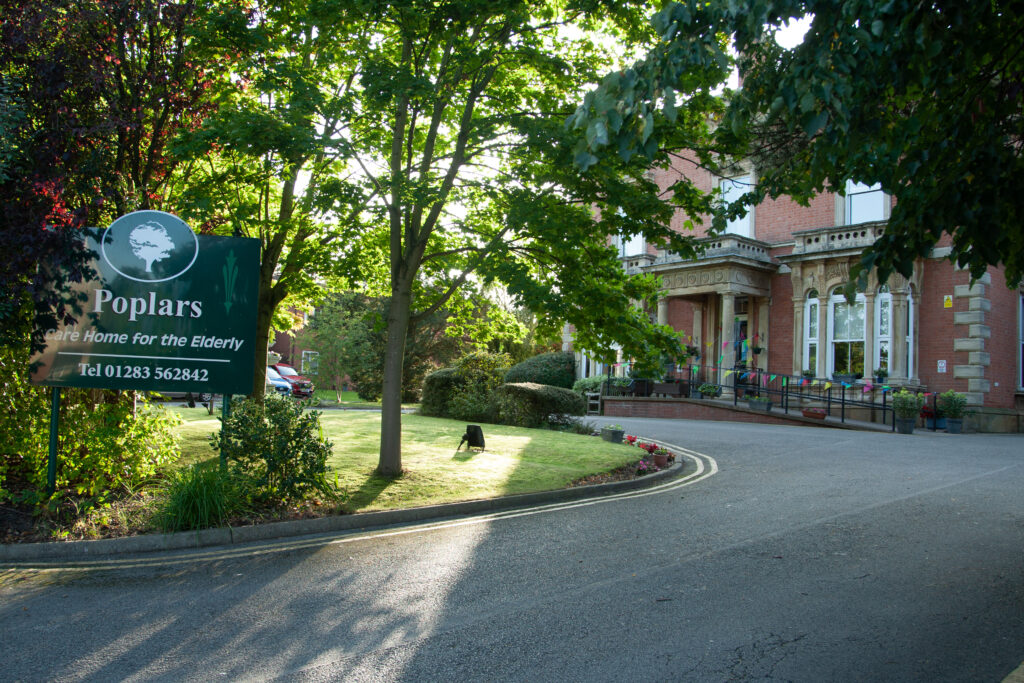 Poplars Nursing and Residential Care Home | Care Home | Burton On Trent