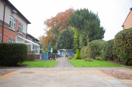 Moor House Residential Care Home Care Home Staines-upon-thames  - 1