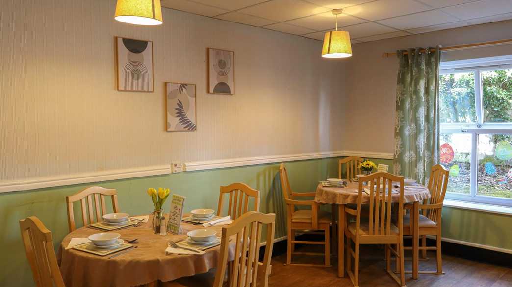 Moorend Place Care Home Sheffield meals-carousel - 1