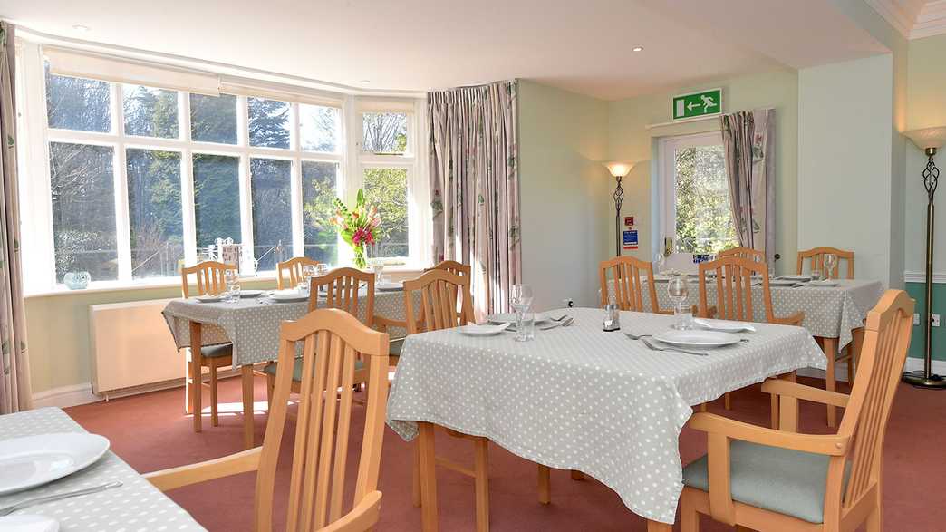 Moorhouse Care Home Hindhead meals-carousel - 1