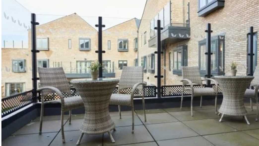 Mossdale Residence Care Home York buildings-carousel - 1