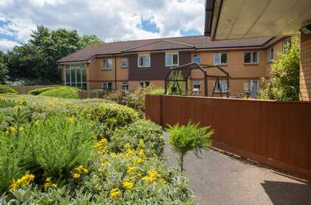 Mountbatten Lodge Care Home Hemel Hempstead  - 1