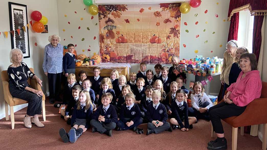 Mountfitchet House Care Home Stansted activities-carousel - 10