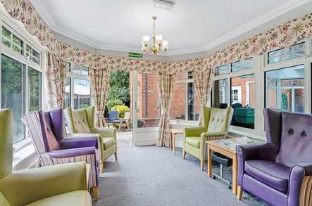 Murdoch House Care Home Wokingham  - 4