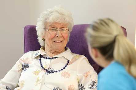 Lynwood Care Centre Care Home Ascot  - 3