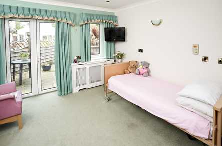 Neville Williams House Care Home Birmingham  - 3