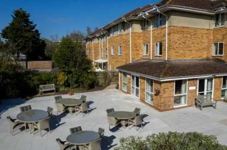 Nairn House Care Home Care Home Enfield  - 3