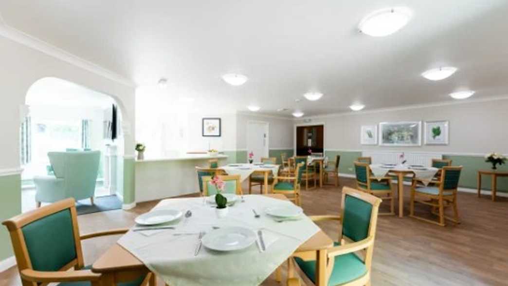 Netherton Green Care Home Care Home Dudley meals-carousel - 1