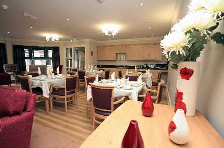 Newfield Lodge Care Home Castleford  - 4