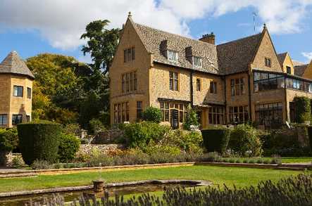 Newlands Care Home Care Home Stow on the Wold  - 3