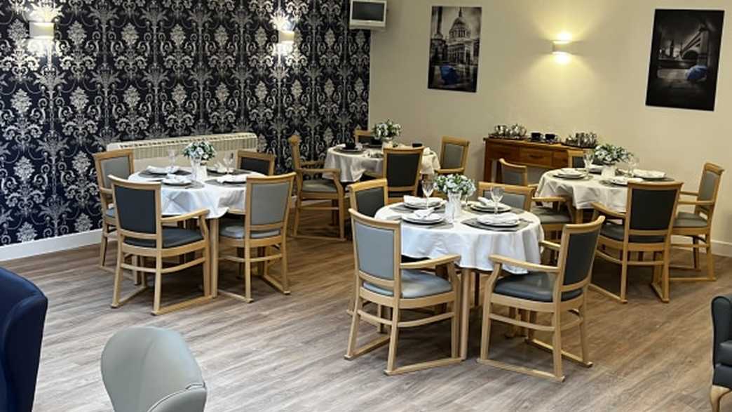 Nightingale Court Care Home Care Home Waterlooville meals-carousel - 1