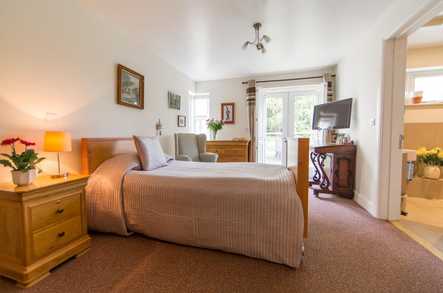 Bartlett's Residential Home Care Home Aylesbury  - 4
