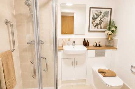 Typical 1 bedroom apartment image 4