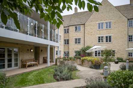 Edwardstow Court Care Centre Care Home Cheltenham  - 5