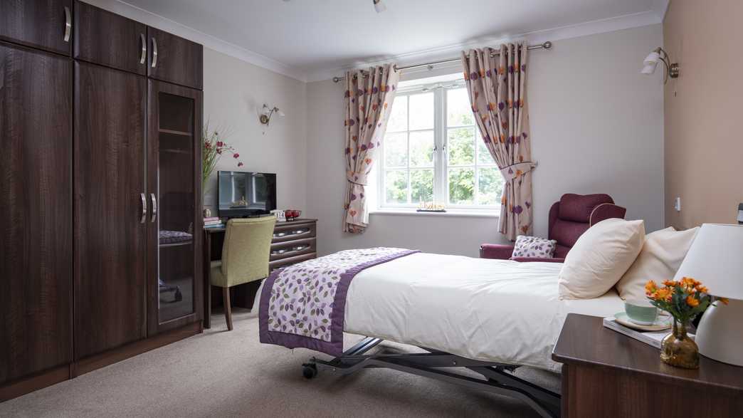 Edwardstow Court Care Centre Care Home Cheltenham accommodation-carousel - 1