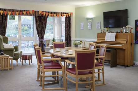 Sir Aubrey Ward House Care Home Marlow  - 3