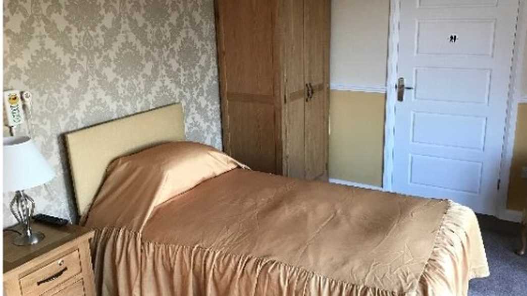 Oak View Residential Care Home Care Home Hayling Island accommodation-carousel - 1