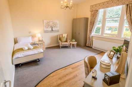 Oaken Holt Nursing and Residential Home Care Home Oxford  - 4