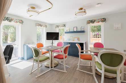 Oaklands Rest Home Care Home Southampton  - 2