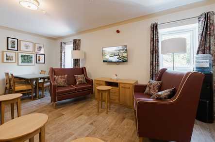 Oaklands Rest Home Care Home Southampton  - 4