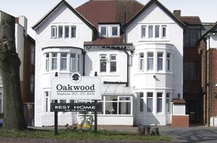 Oakwood Rest Home Care Home Birmingham  - 1
