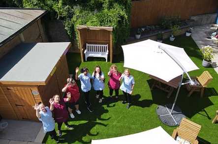 George Brooker House Care Home Dagenham  - 5