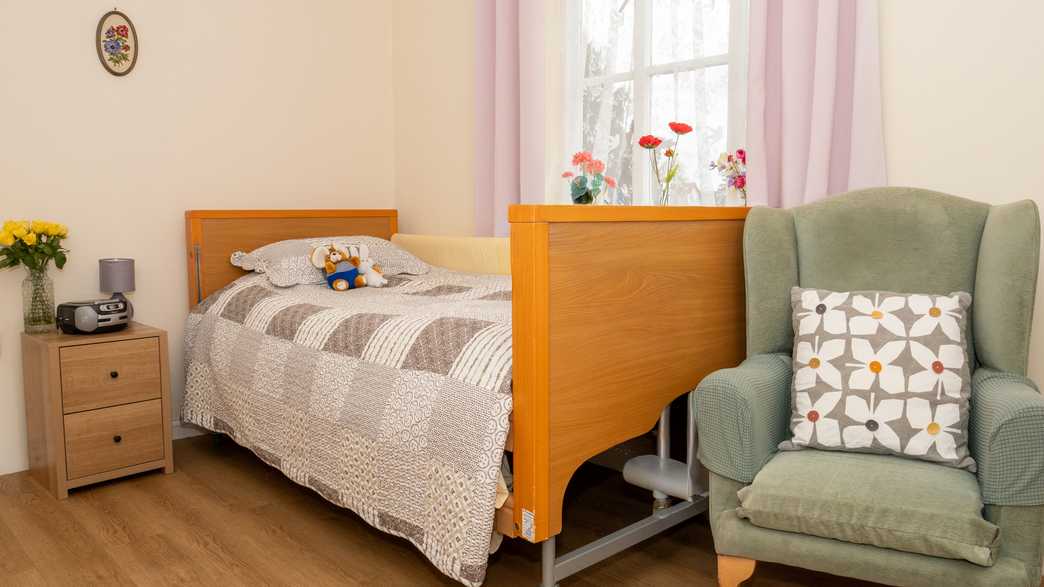 Glebe House Care Home Care Home Staines-upon-thames accommodation-carousel - 7
