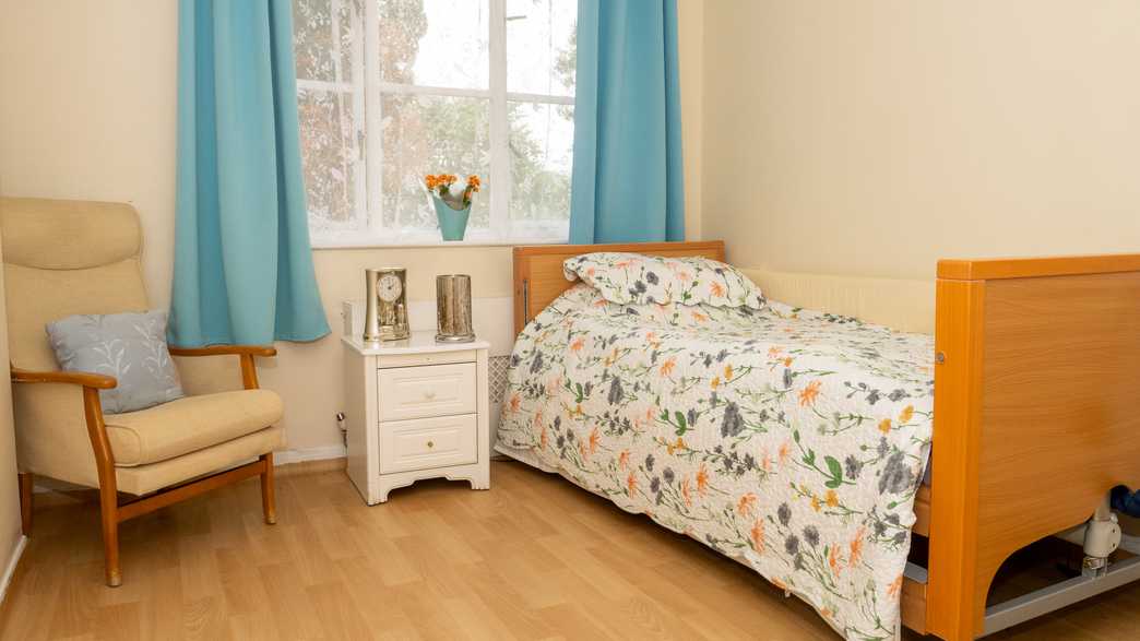 Glebe House Care Home Care Home Staines-upon-thames accommodation-carousel - 2