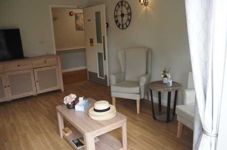 Brandon House Nursing Home Care Home Leeds  - 3