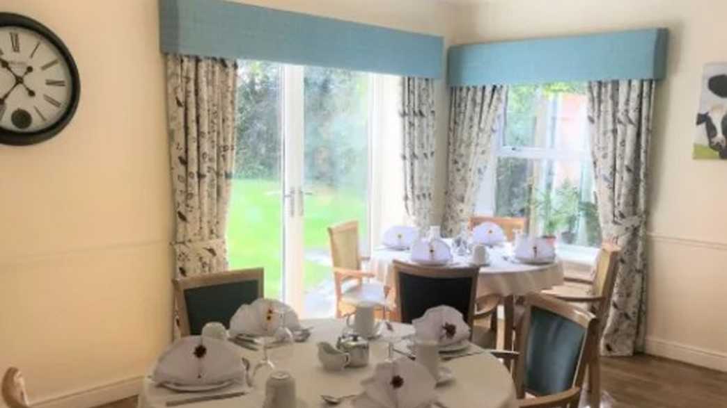 Priory Gardens Care Home Pontefract meals-carousel - 2