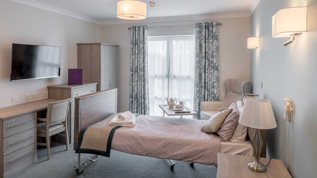 Parker Meadows Care Home Fareham accommodation-carousel - 5