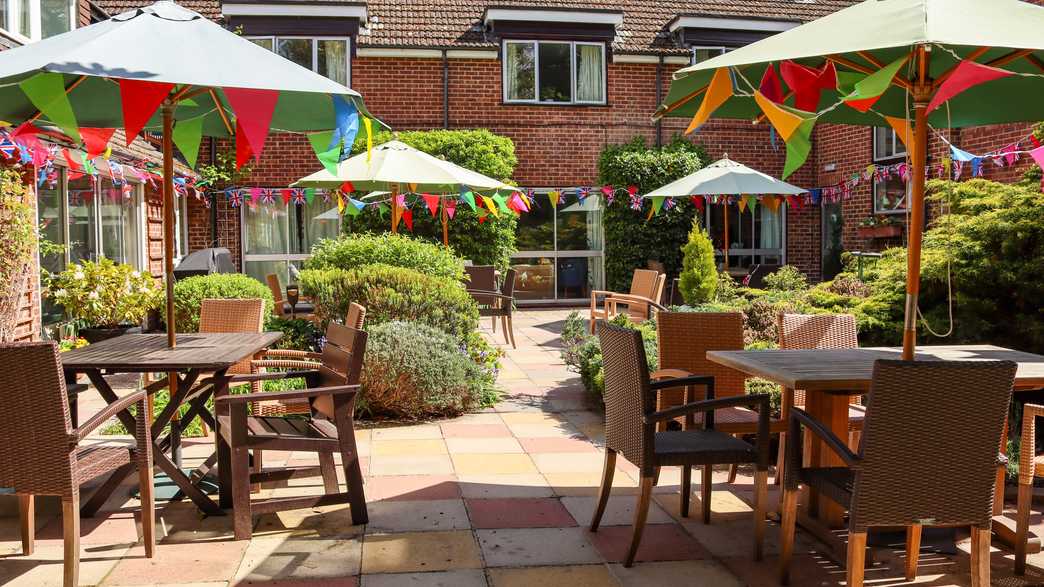 Woodlands Residential Care Home Care Home Fleet buildings-carousel - 5