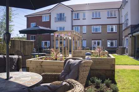 Pear Tree Court Care Home Waterlooville  - 5