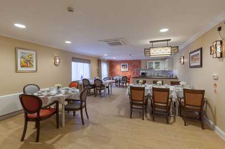 Pear Tree Court Care Home Waterlooville  - 3
