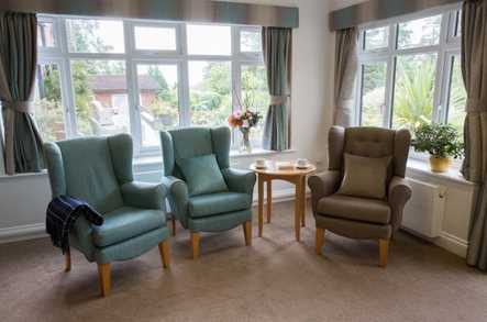 Pendean House Care Home Care Home Midhurst  - 3