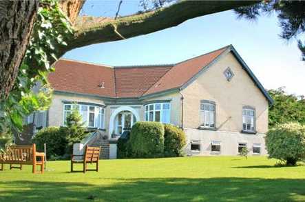 Penns Mount Residential Care Home Care Home Newton Abbot  - 1