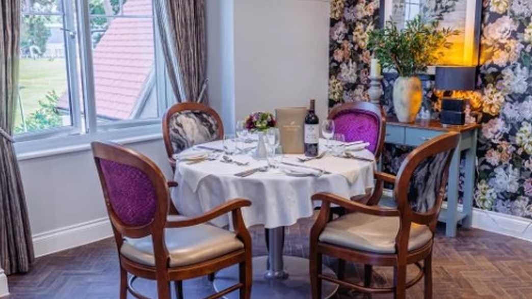 Pittsmead Grange Care Home Care Home Bromley meals-carousel - 4