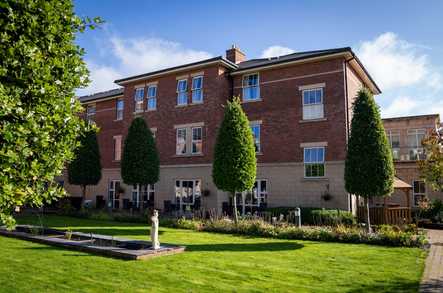 Chiltern Grange Care Home Care Home High Wycombe  - 5